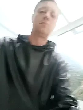 jefflatex45 from StripChat