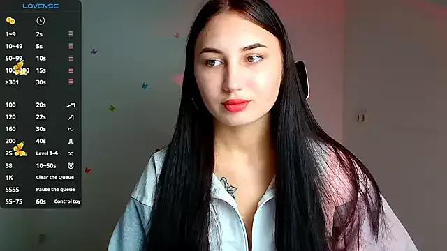 Jennifer_Blum from StripChat