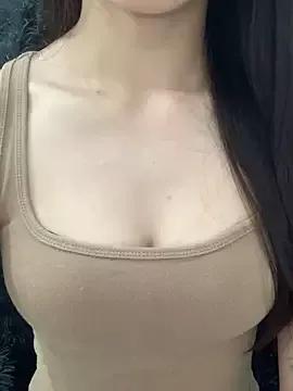 JennyQueen18 from StripChat