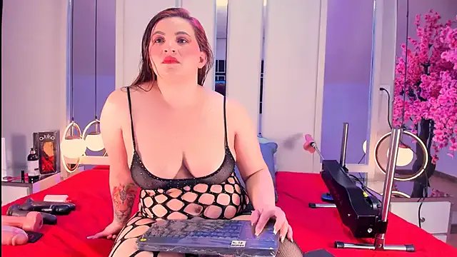 JuliaDavis_1 from StripChat