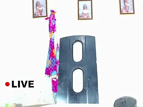 KandyHot_ from StripChat