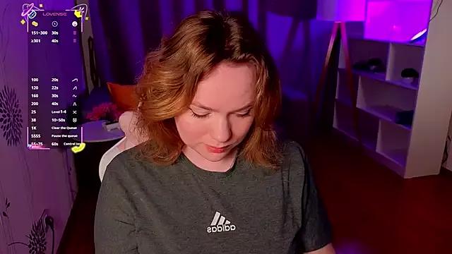 Naked Room Kari_Lunna 