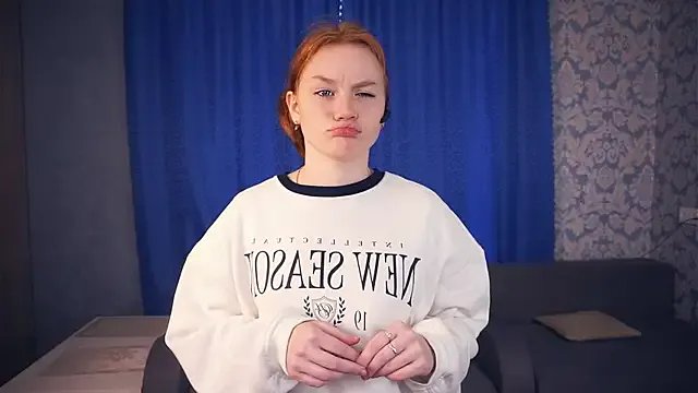 KarlynGow from StripChat