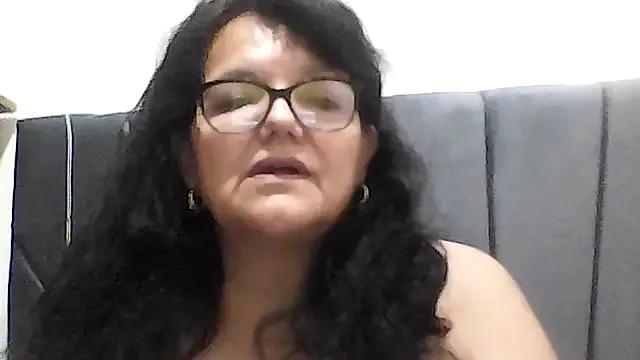 Kassandra02 from StripChat