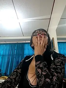 kelly_squirting from StripChat