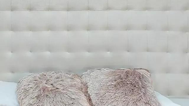 KellyRooss from StripChat