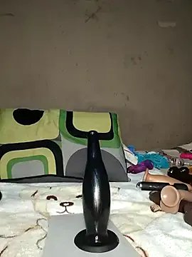 khetyvile from StripChat