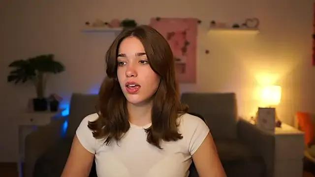 Kissie_cat from StripChat