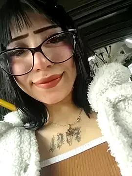 Naked Room Kitty_Melodi 