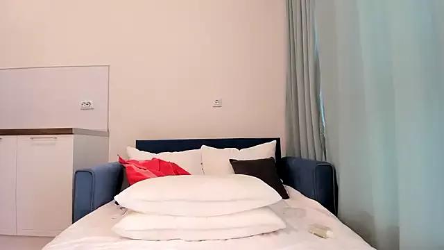 Kitty_Player from StripChat
