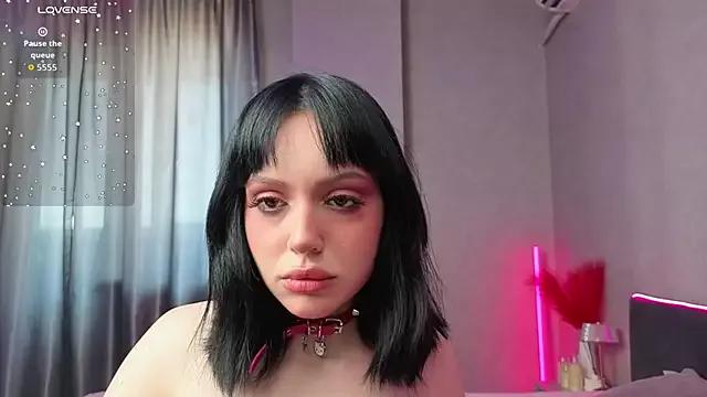 KittySweetness from StripChat