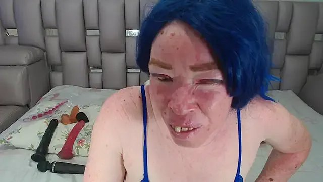 Kittywhiteass on StripChat 