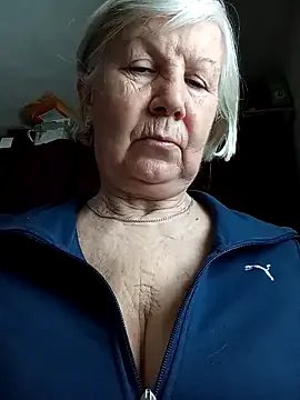 KlaudiaDarling from StripChat