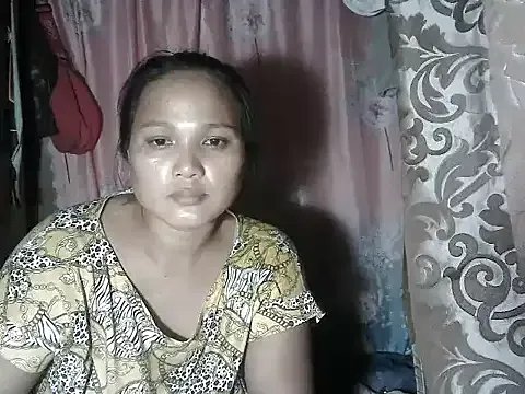 lady_helen00 from StripChat