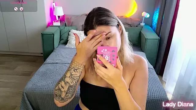 LadyDiLancaster from StripChat
