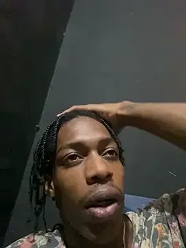 Larry-n-clouds from StripChat