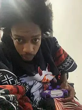 Larry-n-clouds from StripChat