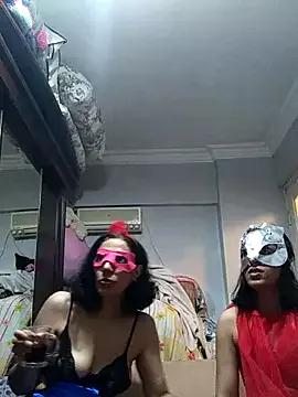Lasliliaxxx from StripChat