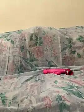 Layla_lolo from StripChat