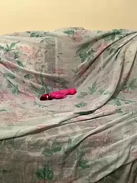 Layla_lolo from StripChat