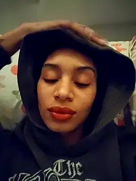 Leaberrry from StripChat