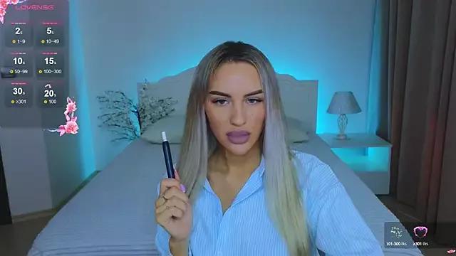 Leilalav from StripChat