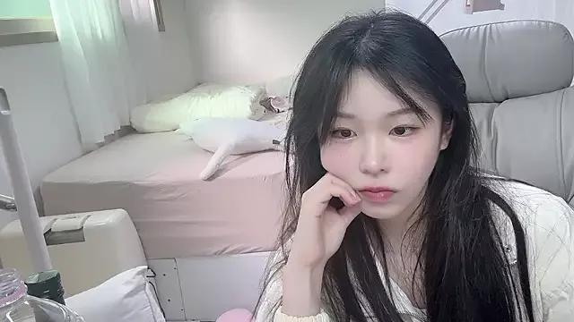 lengiiiii from StripChat is Freechat