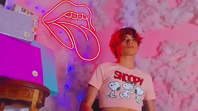 Leo_Glow from StripChat