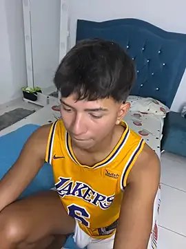 Leonarrrd_01 from StripChat