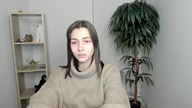 LettySlovacek on StripChat 