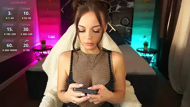 LexxxyJoy on StripChat 