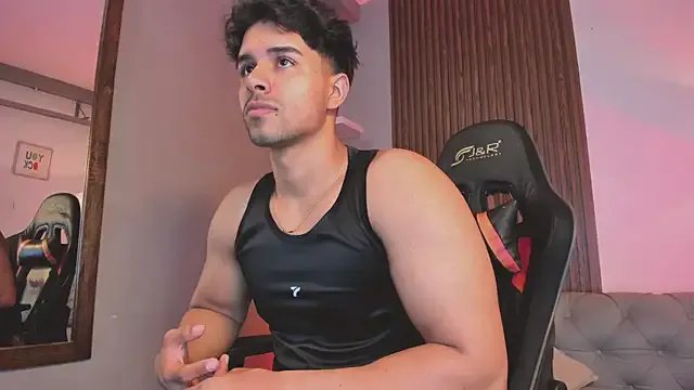 liam_collins21 from StripChat