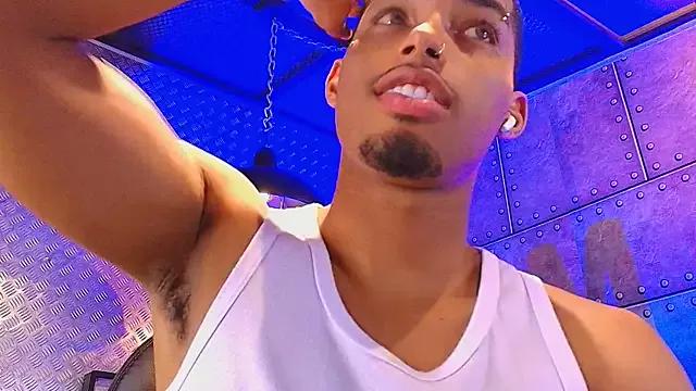 LiamByrne from StripChat is Freechat