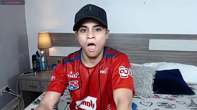 Liiamthompson from StripChat