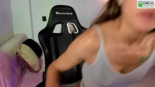 Lilabril from StripChat