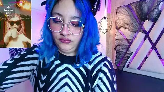Lilith_curvy from StripChat