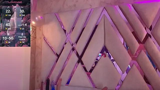 Lilith_curvy from StripChat