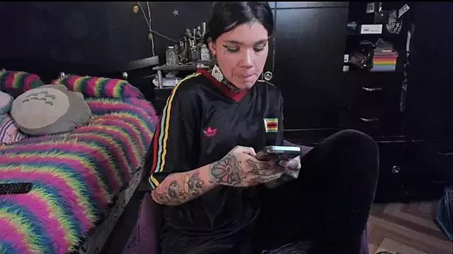Lilmarieee from StripChat
