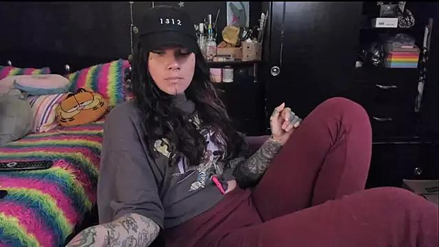 Lilmarieee from StripChat
