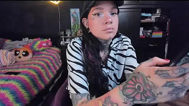 Lilmarieee from StripChat