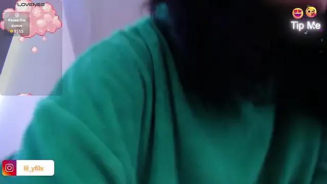 Lily_f00x from StripChat