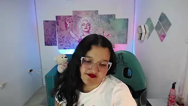 Lily_rousee_m from StripChat