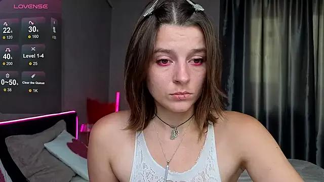 LilyIrons from StripChat