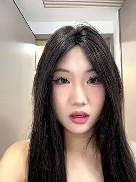 lilyxye77 from StripChat is Group