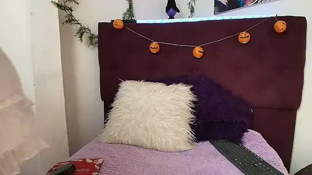 LinaBrowm from StripChat