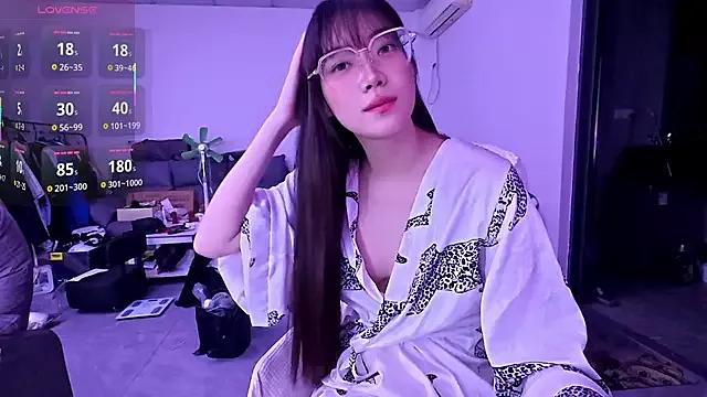 Linbaibai from StripChat is Freechat