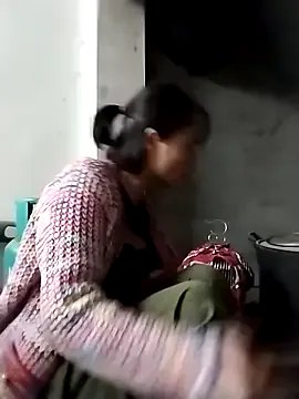 linda_bae00 from StripChat