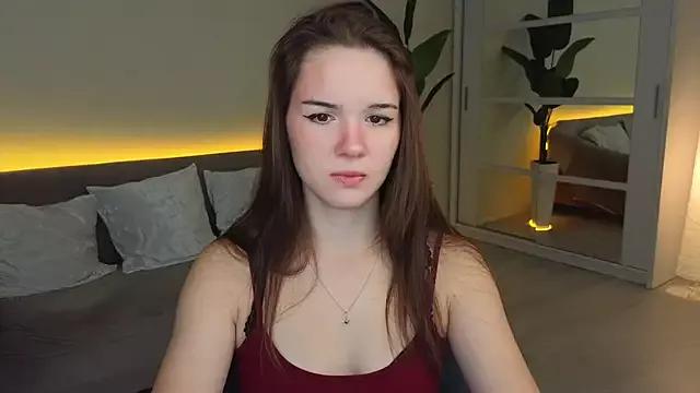 LindaRobertz from StripChat