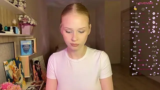 lisa_barbie from StripChat