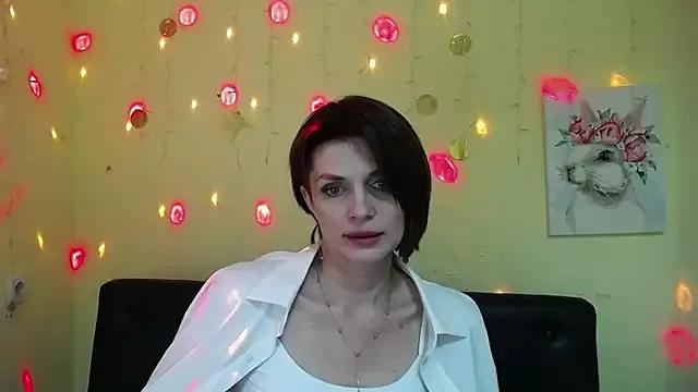 LisaTreds from StripChat is Private